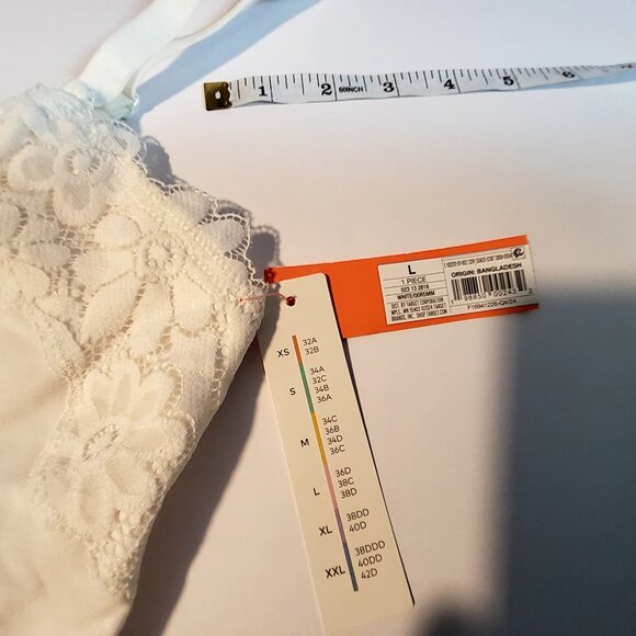 Lace-Trimmed Corset Top With Adjustable Straps By Colsie Size Large Ivory - Picture 4 of 8